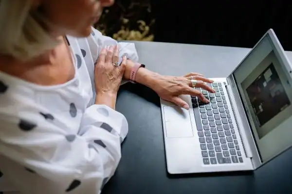 Image of woman attending online mediation Penzance services from Barker Mediation